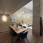 Exceptional Loft In Bordeaux