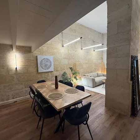 Exceptional Loft In Bordeaux