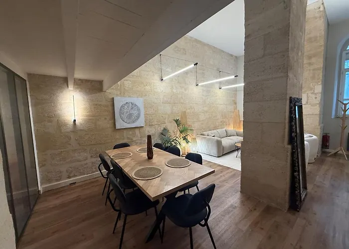 Exceptional Loft In Bordeaux
