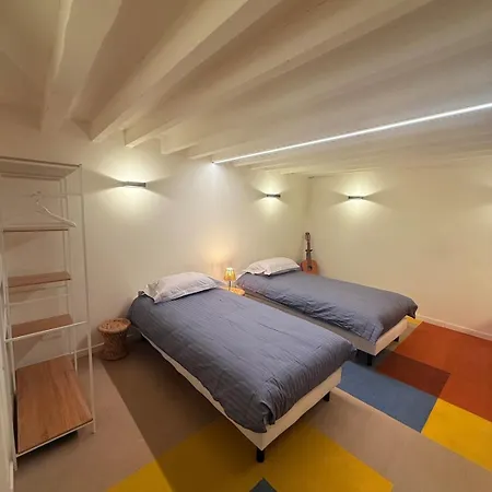 Exceptional Loft In Bordeaux