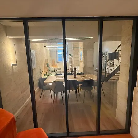 Exceptional Loft In Διαμέρισμα Μπορντό