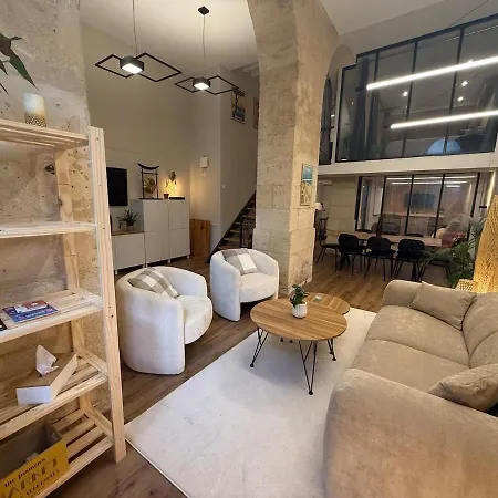 Exceptional Loft In Bordeaux